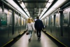 地铁跑酷情侣赛：地铁跑酷挑战，激情体验之旅