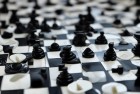 五子棋智慧挑战：生化危机7与暗黑破坏神中的跨界体验