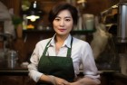女子家政五年逆袭记：从普通服务员到百万收入传奇