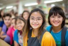 中学录13位无师范生：梦想激情下的未来领袖培育挑战