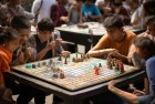 棋牌桌游新风尚：绝地求生与王者荣耀的跨界挑战与线上体验