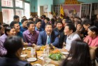 书记号召干部下馆子：一起体验挑战，拉近干群距离