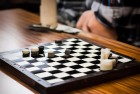 跳棋挑战：体验跨越时空的智慧激情，我们一起回味童年