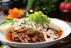 江南百景图美食：探寻水乡风味的神仙盛宴