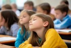 学生上课睡觉罚教师挑战：经典教育困境与梦想未来探索