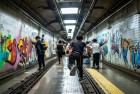 地铁跑酷团队赛：地下挑战与青春梦想的激情碰撞
