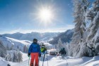 滑雪大冒险之旅：挑战自我，共享欢乐
