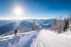 滑雪大冒险之旅：挑战自我，我们一起的征途
