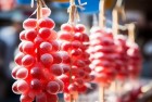 糖葫芦：街头美味背后的胃结石隐患及预防之道