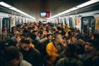 地铁跑酷赏金赛：地铁里的速度与激情挑战