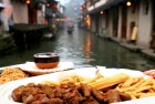江南百景图美食：街头巷尾的江南百景图美食之旅