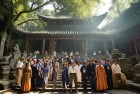 神庙逃亡道具接力赛：挑战与惊喜的团队冒险体验