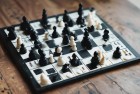 五子棋挑战：体验黑白对决的街头乐趣