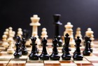 跳棋：古老挑战上线，体验生活的智慧之乐